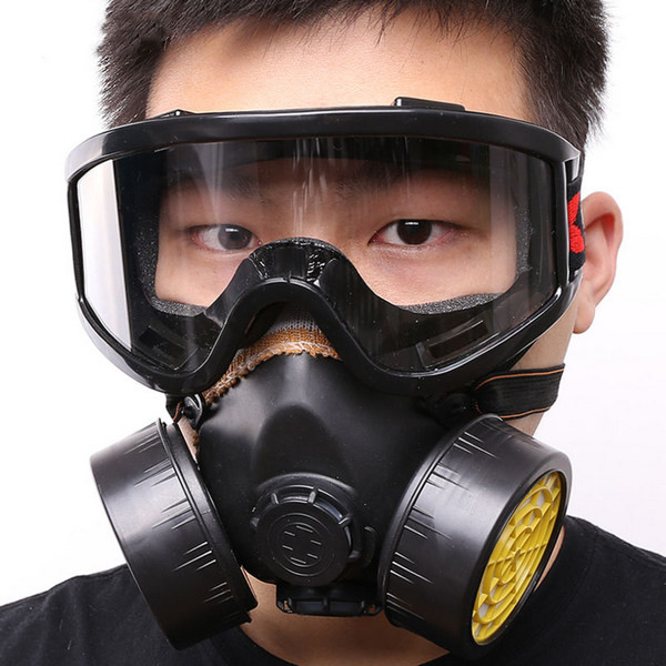 маска со стеклом для защиты от коронавируса