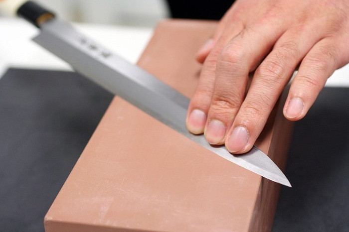 Правила заточки кухонного ножа в домашних условиях