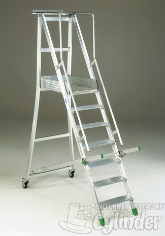 Для высотных работ нужна лестница на колесах